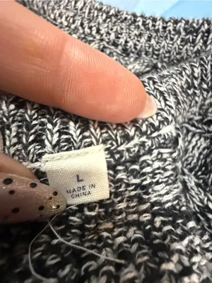 GAP Marled Black and White Cable Crewneck Sweater thumbnail 5