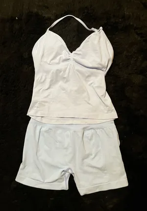Amazon Like blue halter crop top and shorts set gym set #halter #matching it’s brand new ! SIZE L thumbnail 1