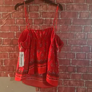 NWT No Boundaries Super cute! Red bandanna handkerchief pattern tank. Large thumbnail 2