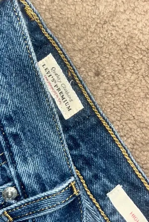 Levi's High Loose Jeans thumbnail 3
