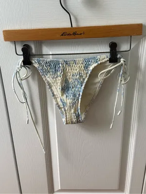 Triangl Vinca Ruched Floral Bikini Bottoms in White and Blue thumbnail 3