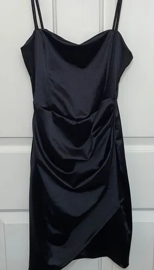 Windsor Black Dress thumbnail 1