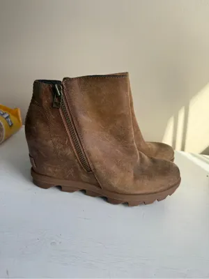 Sorel Women's Joan Rhapsody Zip Women's Wedge Boots Sz 8 thumbnail 11