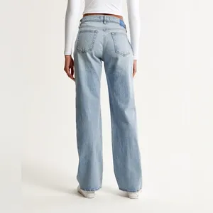 Abercrombie & Fitch The 90’s Baggie Low Rise Jeans thumbnail 2