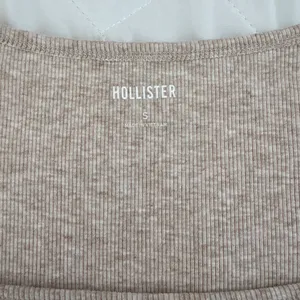 Hollister Baby Tee thumbnail 3