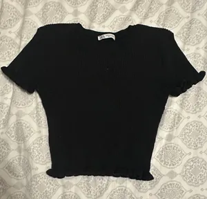Zara Top thumbnail 1