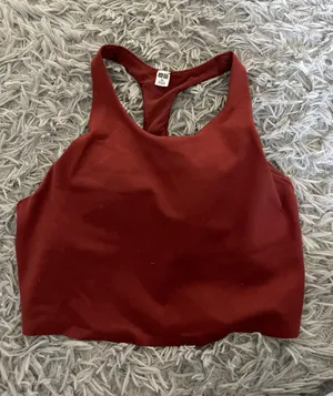 Uniqlo athletic tank top thumbnail 1