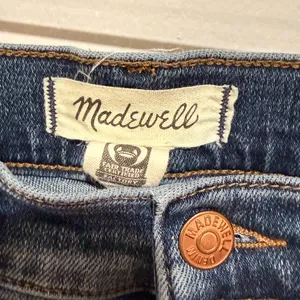 Madewell Women's Flare Jeans in Dark Blue Denim thumbnail 4
