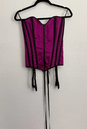 Frederick’s of Hollywood Purple Corset 32 thumbnail 1
