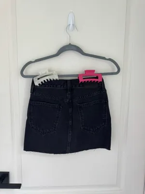 Aritzia Denim Forum The ‘90s Ricci Denim Skirt in Black Eyeliner thumbnail 2
