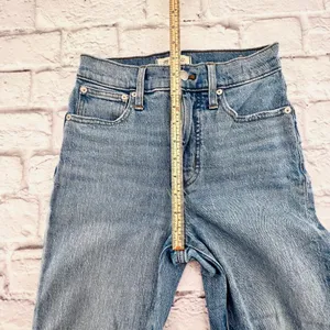 Madewell Jeans Women's Size 24 Light Wash High Rise Raw Hem The Perfect Vintage thumbnail 8