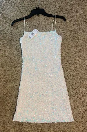 Dillard's White Beaded HOCO Dress thumbnail 3