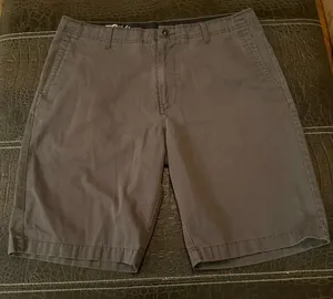 VOLCOM MEN'S 36 GRAY BOARD WALKING BERMUDA SHORTS thumbnail 1