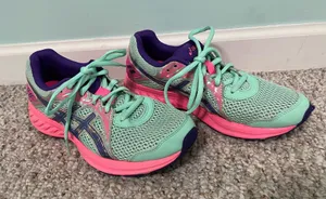 ASICS Running Shoes thumbnail 1