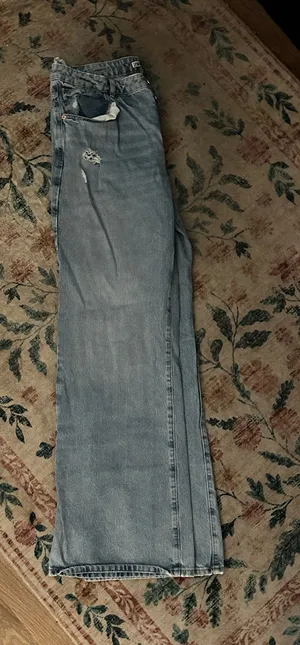 ZARA Wide-Leg Jeans Button Fly  thumbnail 1