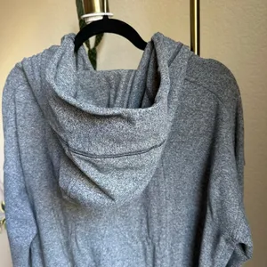 Lululemon Heathered Gray Wrap Up Jacket Size 8 thumbnail 10