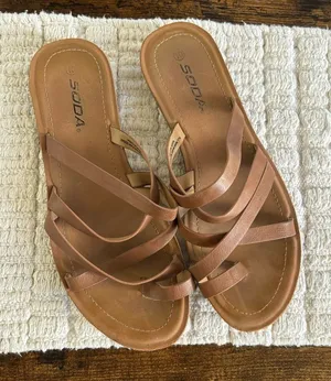 Soda Strappy Flat Sandals Size 10 Tan Brown Toe‎ Loop Slip On Boho Summer Shoes thumbnail 1