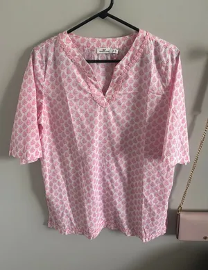 Vineyard Vines cover up dress thumbnail 1