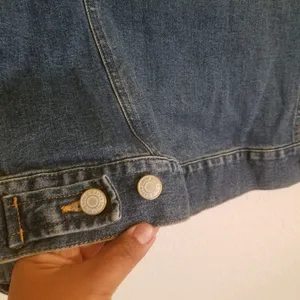 Old Navy Denim Jacket Size small thumbnail 3