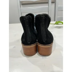 Steve Madden Suede Booties Block Heel Ankle‎ Boots Black Zipper Size?7.5 thumbnail 2