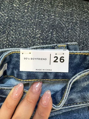 90’s Boyfriend Jeans thumbnail 4