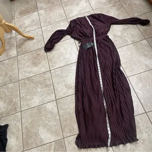 White House | Black Market NWT Sz 0P Burgundy Pleated Cutout‎ Maxi Dress w. Chain Orig Price $250 thumbnail 7