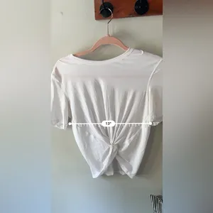 Lululemon Crescent T-Shirt White Size 0 thumbnail 8