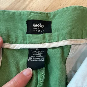 Mossimo Green Stretch Shorts Size 10 thumbnail 3