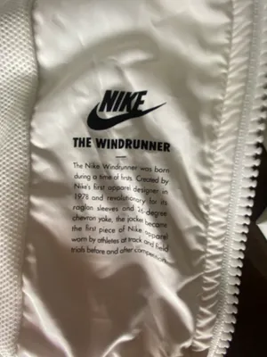Nike Windbreaker thumbnail 6