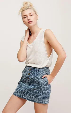 Free People School Daze Indigo Batik Denim Button Front Mini Skirt Size 8 thumbnail 1
