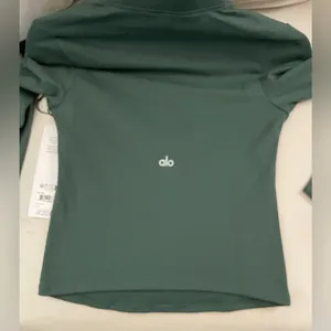 ALO Yoga Softsculpt Precision 1/4 Zip Long Sleeve Clover Green Size S thumbnail 10
