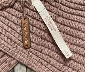 Free People Rose Pink Cropped Plunging VNeck Sweater Size Large thumbnail 9