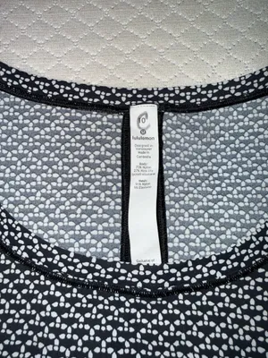 Lululemon Long Sleeve thumbnail 2