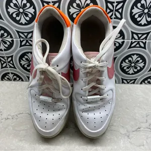NIKE AIR FORCE 1 9.5 SAGE LOW Women's Athletic Sneakers White Pink Orange thumbnail 6