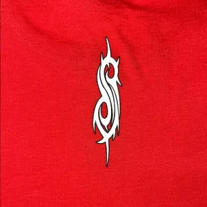 H&M Divided Slipknot Graphic Baby Tee Red Cropped Band Top Size S thumbnail 6