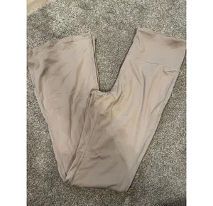 leggings thumbnail 1