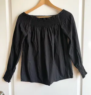 Zara 100% Cotton Smocked Off The Shoulder Peasant Top Long Sleeve Black Size XS thumbnail 1