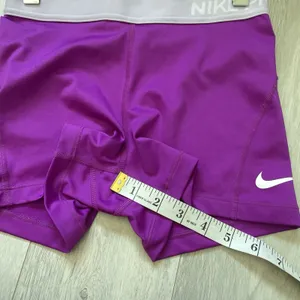 Nike Pro Shorts 2.5" workout Purple (small) compression training gym activewear thumbnail 3