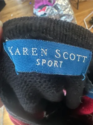 Vintage Karen Scott Holiday Cardigan Black Red Embroidered Ornaments M thumbnail 7