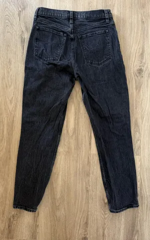 High-Rise Mom Jeans Abercrombie thumbnail 5