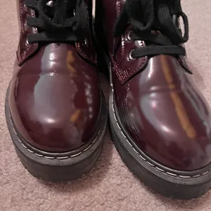 TRUE CRAFT Women’s Faux Leather Combat Boots thumbnail 7
