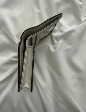 Michael Kors Wallet thumbnail 4