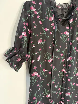 Women’s Black Floral Tie-Neck Dress - Pink Floral thumbnail 4