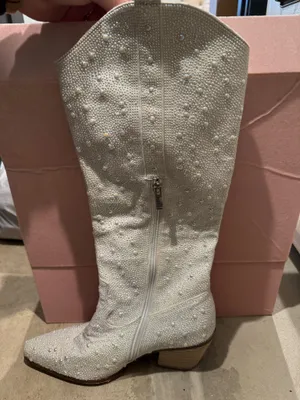 White Rhinestone cowgirl boots Size 7.5 thumbnail 2