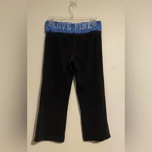 EUC VS Pink Blue & Black Animal Print Cropped Workout Pants size small thumbnail 3