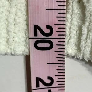 Women’s Warm & Cozy‎ Lifestyle Sweater Soft Lightweight Chunky Size Large V Neck thumbnail 5