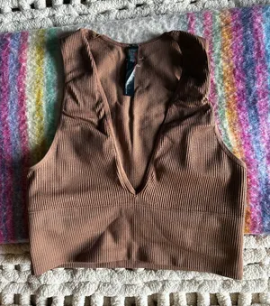 Urban Outfitters Top thumbnail 1