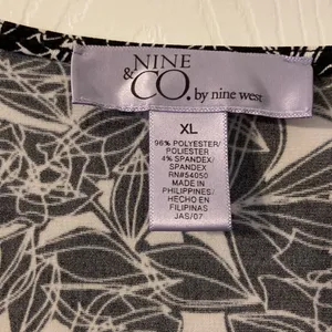 Nine &Co shirt size. XL preowned thumbnail 2