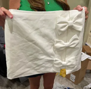 White skirt with bows thumbnail 1
