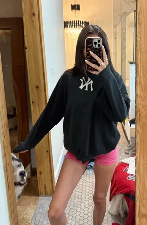 Fruit of the Loom New York Crewneck thumbnail 1